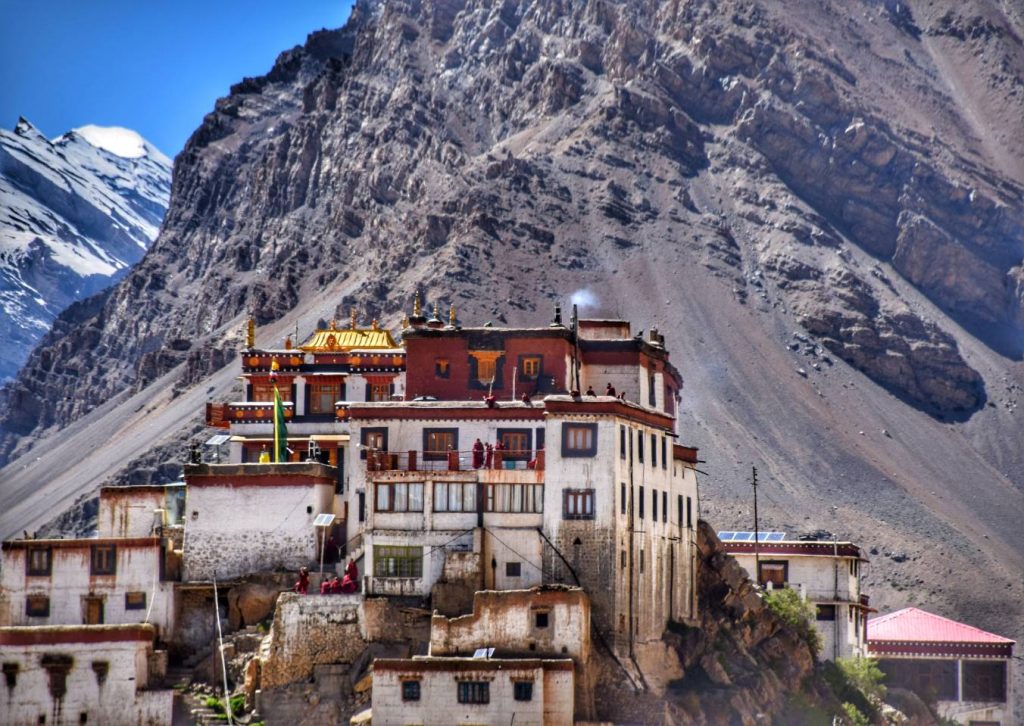 key Monastery - Monks at balcony